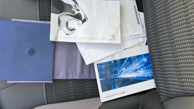 Peugeot 2008 1.2 PureTech 110 Allure Premium 5dr Petrol Estate